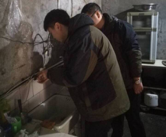 營銷部:弘揚雷鋒精神 供水服務進社區(qū)