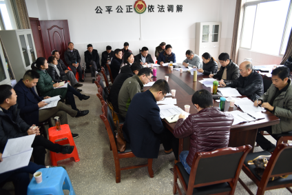 早謀劃、早部署、早行動，扎實做好2018年脫貧規(guī)劃工作