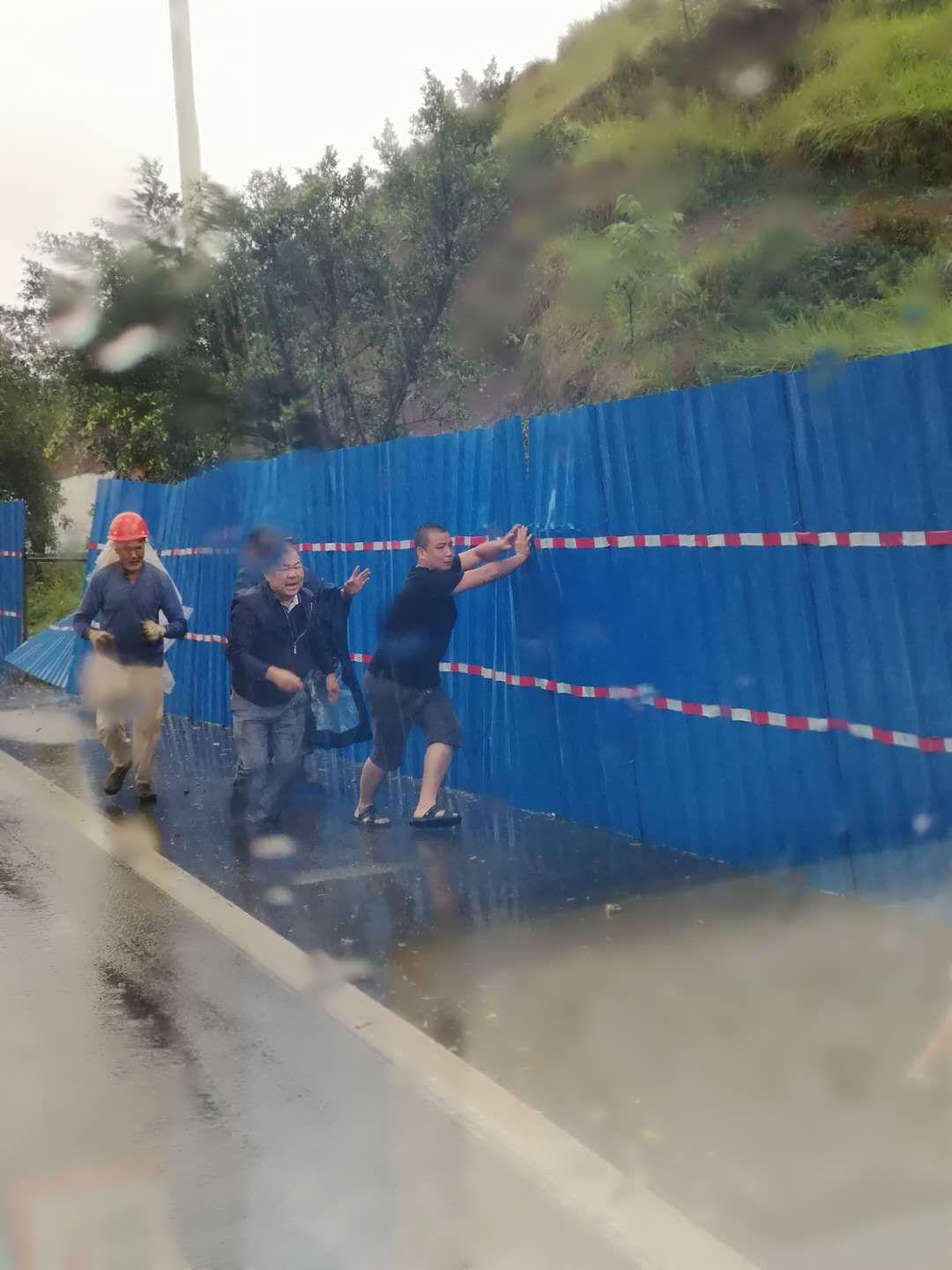 暴風雨中凸顯建恒凝聚力