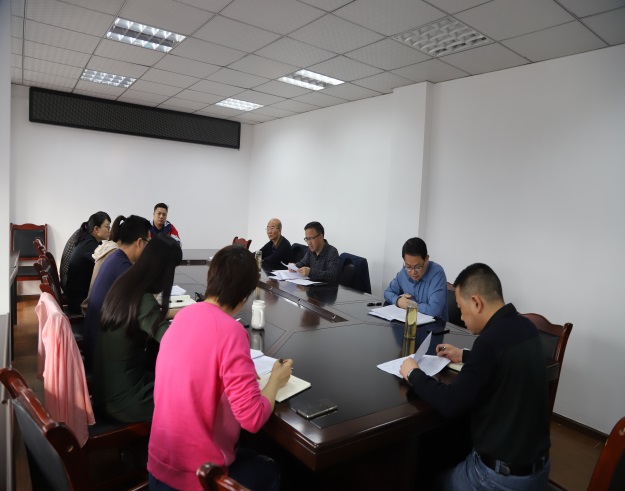 公司黨委書(shū)記周燕賓專(zhuān)題聽(tīng)取公司紀委和監督部門(mén)工作匯報