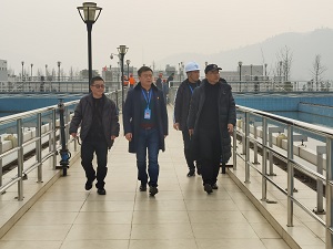 市國(guó)資委領(lǐng)導(dǎo)到清源水務(wù)集團(tuán)慰問優(yōu)秀人才、困難黨員并開展節(jié)前安全檢查