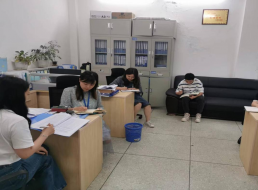 人資部召開(kāi)第二季度黨風(fēng)廉政建設工作會(huì )
