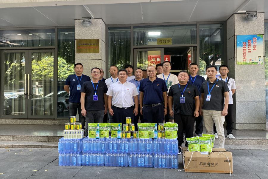 奮戰一線(xiàn)保供水,夏送清涼沁人心