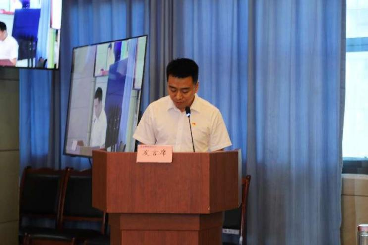 公服集團清源水務(wù)公司組織開(kāi)展“樹(shù)廉風(fēng)、守廉心”清風(fēng)課堂活動(dòng)暨新提拔人員集體談話(huà)會(huì )